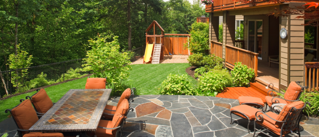 Backyard Landscaping Ideas for a Shady and Natural Atmosphere